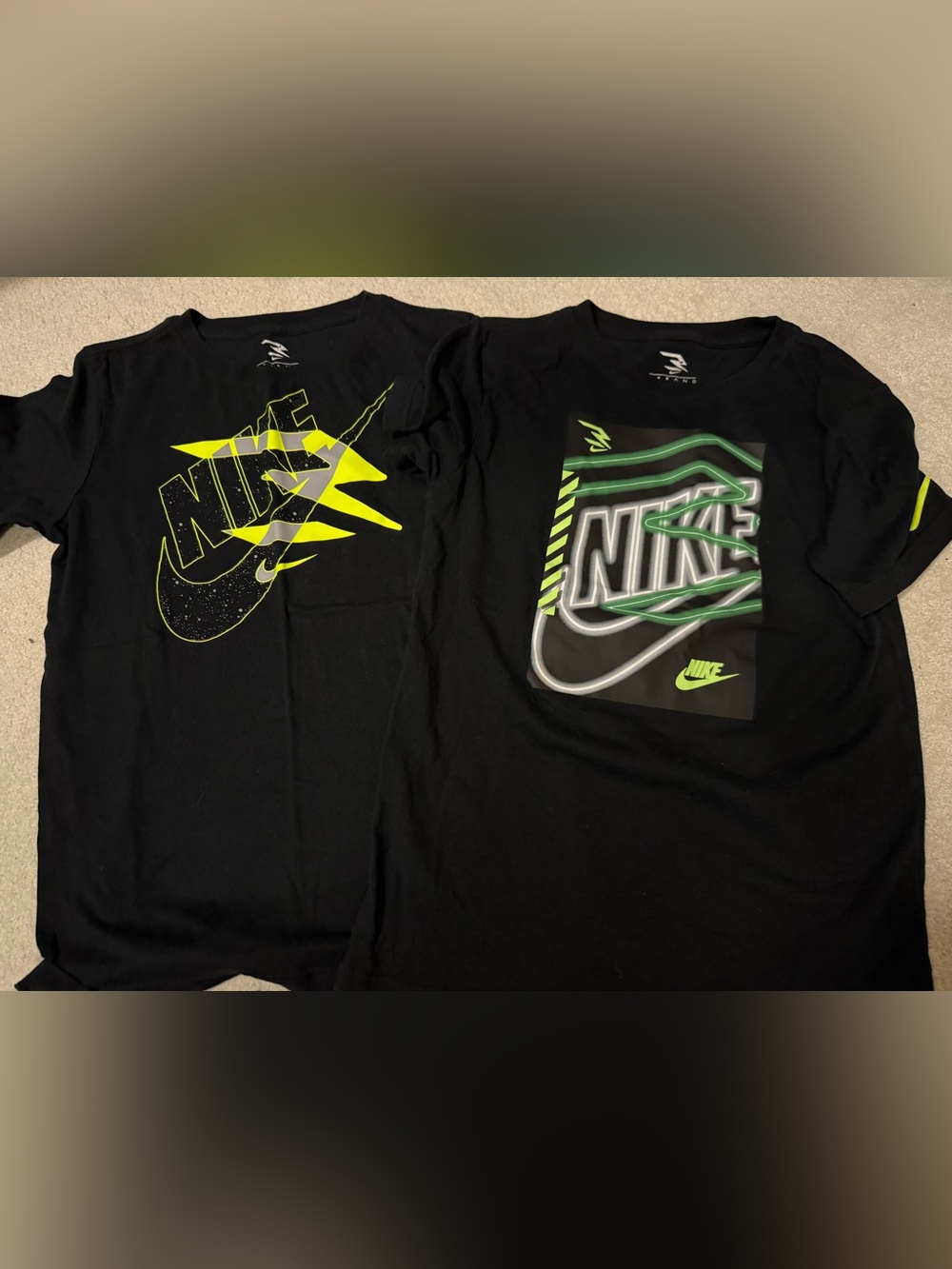 Boys Nike Graphic T Shirt Bundle of 2 Large